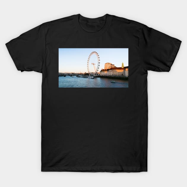 London Eye beautiful sundown near river thames T-Shirt by fantastic-designs